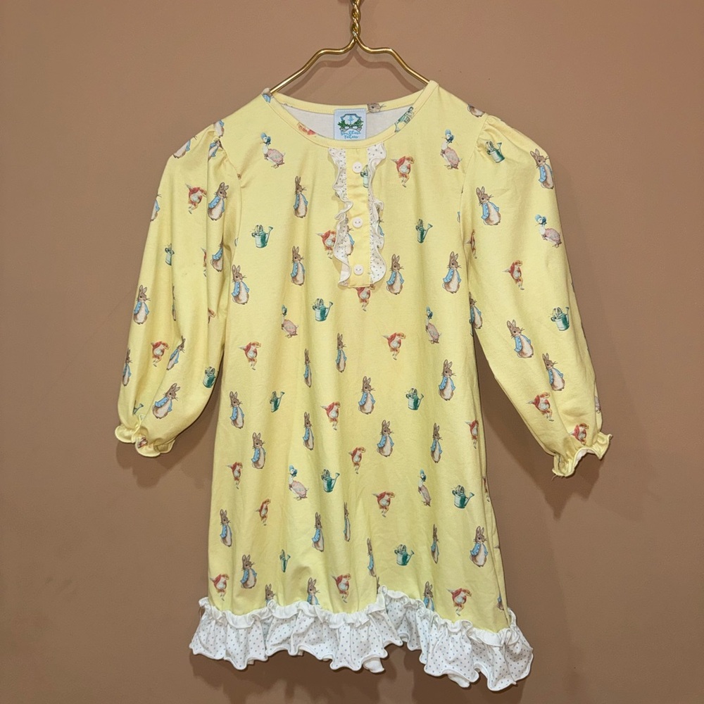 Yellow Peter Rabbit Ruffle-Trim Nightgown